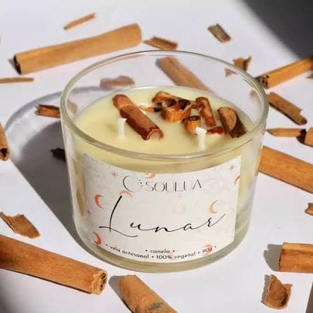 Vela maçã e canela
